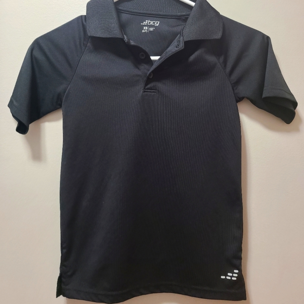 Boys Black Polo shirt size 6/7
